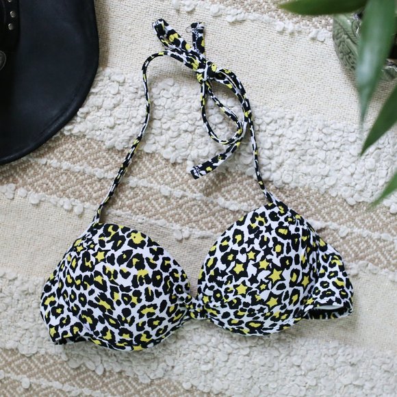 3 for $15 ✨ Xhilaration Push-Up  Bikini Top - Picture 1 of 3
